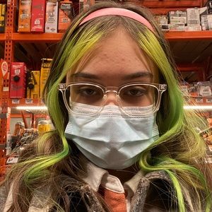 Meet your Posher, Sandy